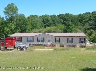270 Goldenwood Dr, Hamilton, AL 35570