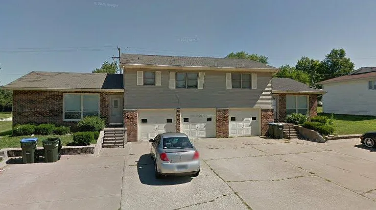 601 Meadow Crest Dr — Photo 10
