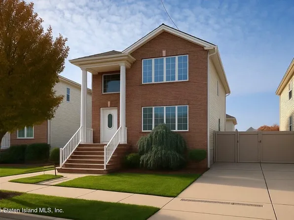 82 Delaware Ave, Staten Island, NY 10304