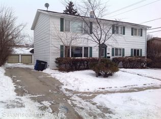 1456 W 3rd Ave, Oshkosh, WI 54902