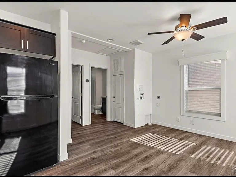 1403 Anita St #1403 — Photo 1