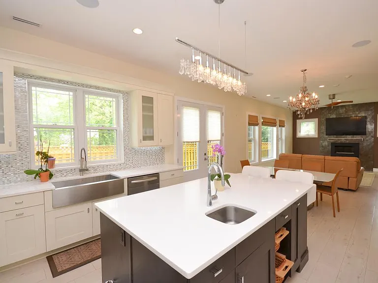 10023 Clue Dr — Photo 3