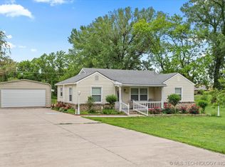 4001 Toledo Rd, Bartlesville, OK 74006