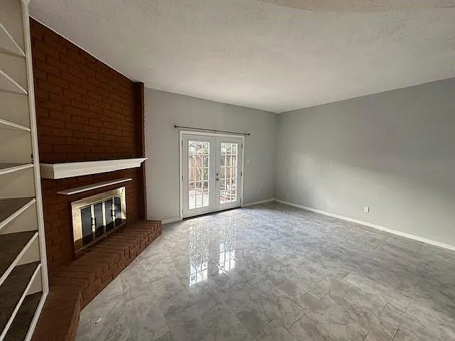 7700 Creekbend Dr #109 — Photo 10