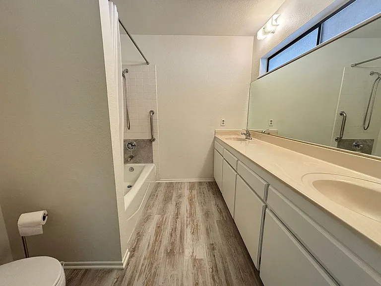 43658 Rogier St — Photo 19