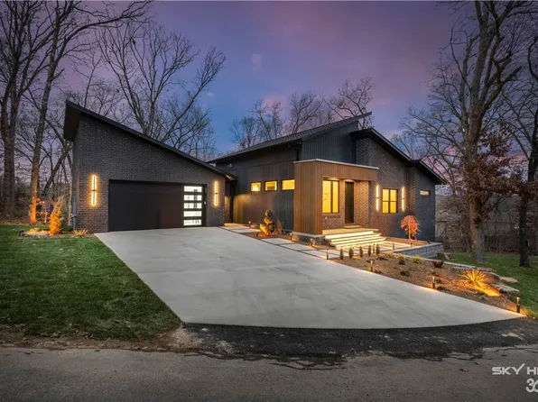 5 Ayton Ln, Bella Vista, AR 72714