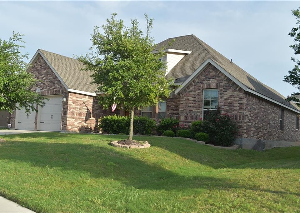 2nd image of 313 Stratford Dr