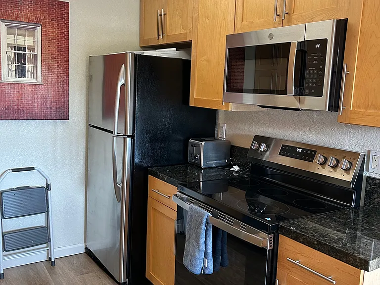 241 Masters Ct #4 — Photo 13
