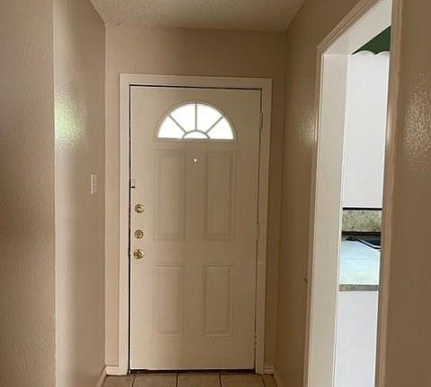 4th image of 213 Blanket Dr