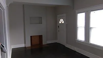 6007 Waterman Blvd — Photo 2