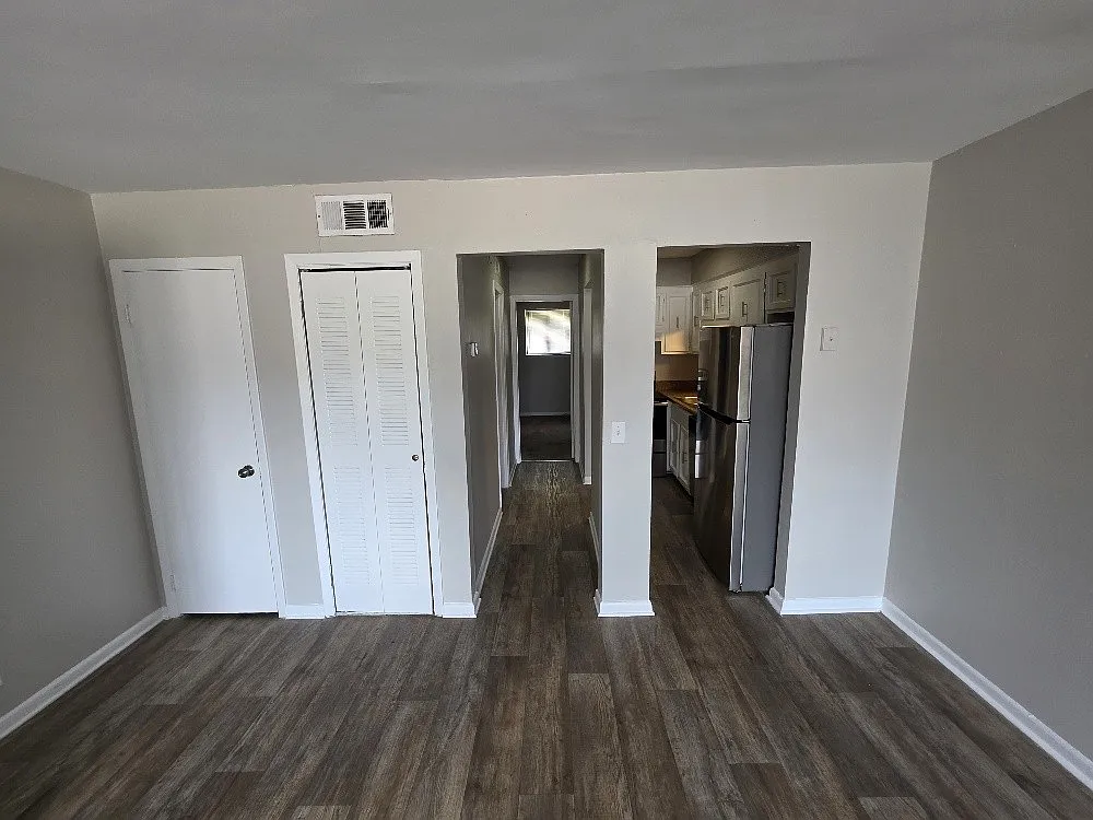 1 bed, 1.0 bath, 600 sqft, $1,050 — Photo 4