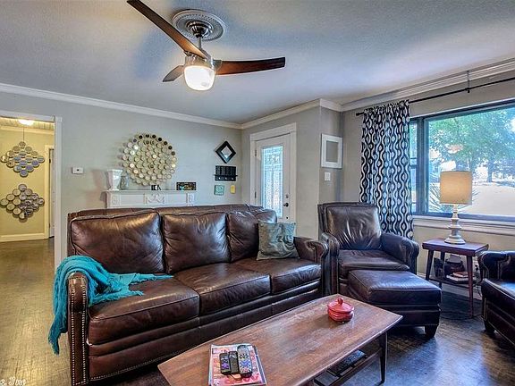 3rd image of 125 Dexter Ave