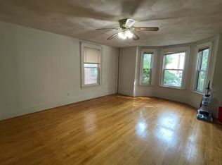 251 Broadway APT 1, Cambridge, MA 02139