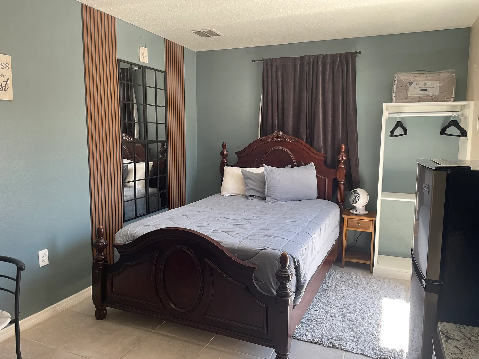 Studio, 152 sqft, $1,050 — Photo 4