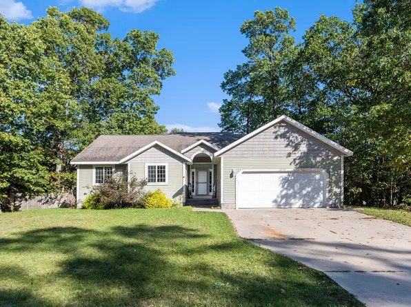 1242 Brian Dr, Muskegon, MI 49442