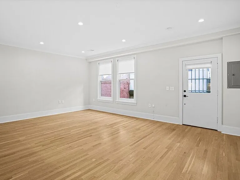 1314 Vermont Ave NW #7 — Photo 2