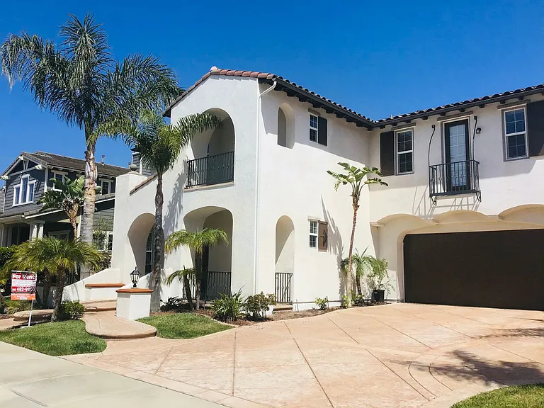 3273 Canopy Dr — Photo 2