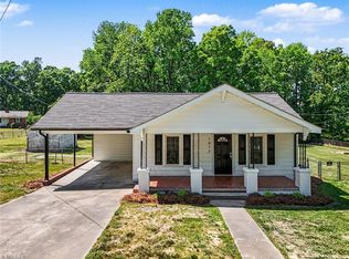 1072 Old State Hwy, Asheboro, NC 27205