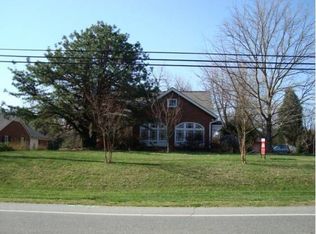1937 W Front St, Burlington, NC 27215