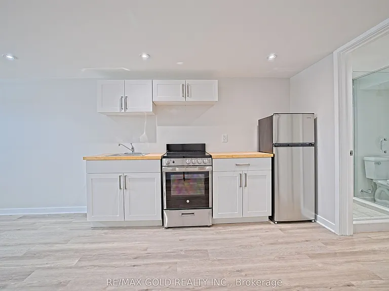 130 Duncanwoods Dr #BASEMENT — Photo 6