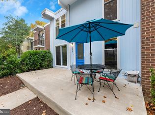 1674 Wainwright Dr, Reston, VA 20190