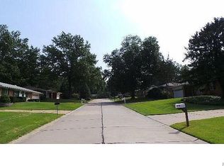 1931 Marywell Dr, Saint Louis, MO 63138
