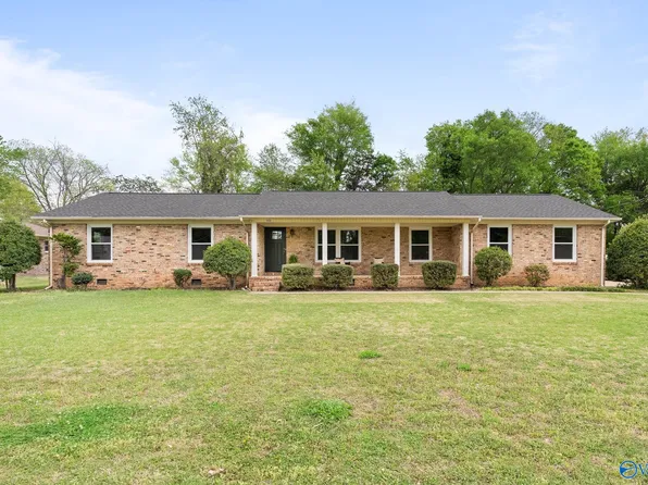 7231 Statton Dr SE, Huntsville, AL 35802