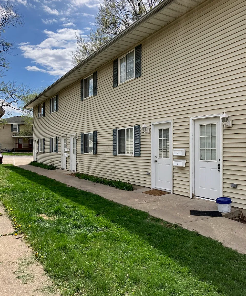 2 bed, 1248 sqft, $850 — Photo 2