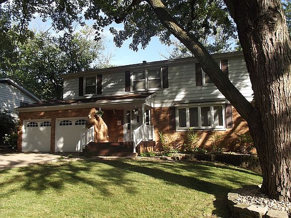 3rd image of 1728 W Willow Wood Dr