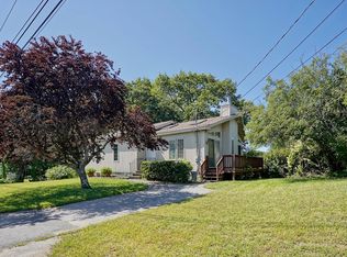 255 Walton Rd, Seabrook, NH 03874