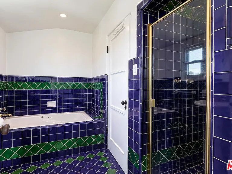 1304 San Vicente Blvd — Photo 22