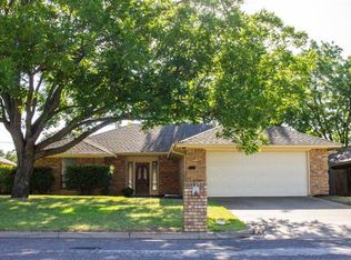 2308 Lovell Ct, Arlington, TX 76012