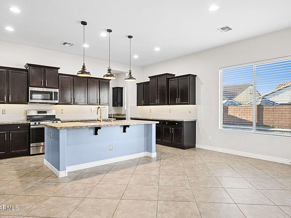 2nd image of 20252 E QUINTERO Road