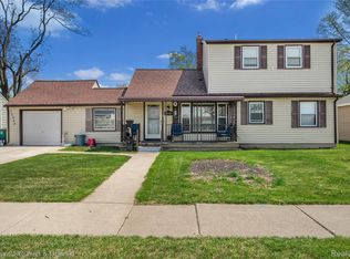 15040 Berwick St, Livonia, MI 48154