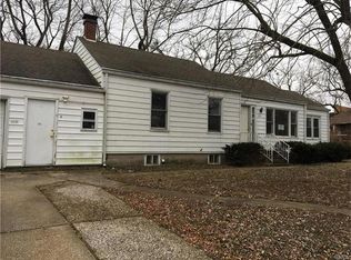 210 N 48th St, Belleville, IL 62226