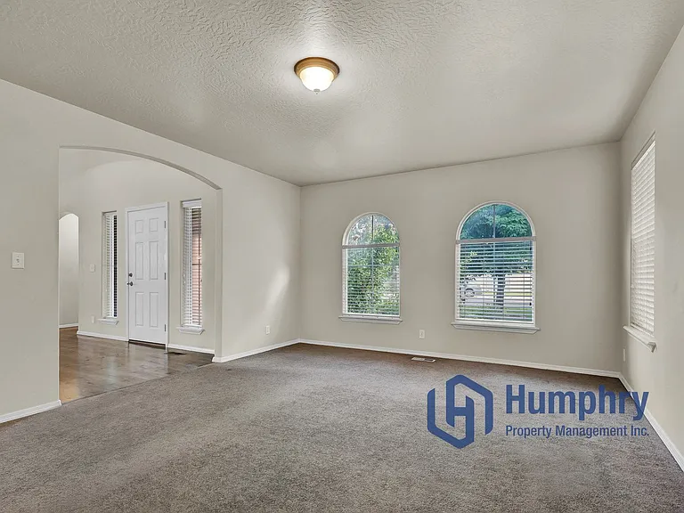 3956 E Granger Dr — Photo 8