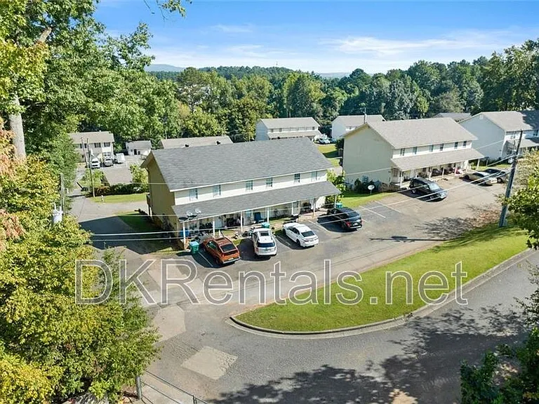 360 Herndon Way #135 — Photo 2