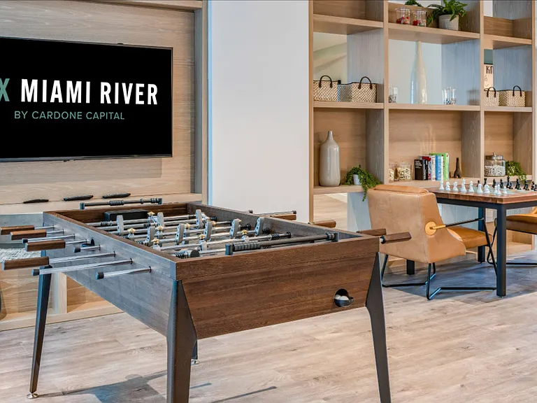 10X Miami River Apartments — Photo 16