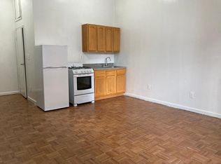 1672 Gates Ave #1, Ridgewood, NY 11385