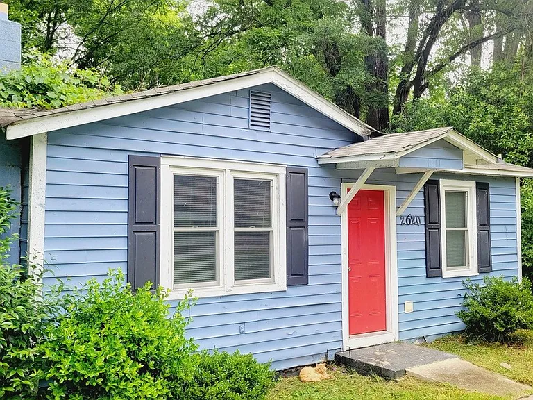 2620 Celia Ave — Photo 5
