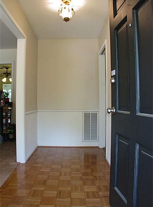 2nd image of 9318 Meadowbriar Ln