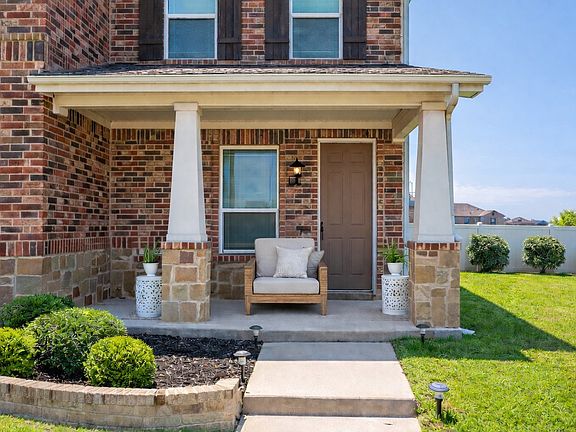 2nd image of 2329 Telfair Way
