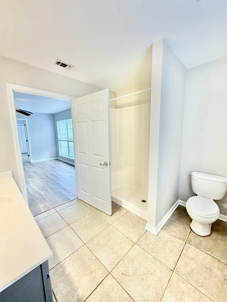 81 Lake Front Drive - 1 — Photo 3