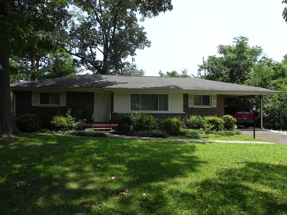 1st image of 804 Merrimac Cir