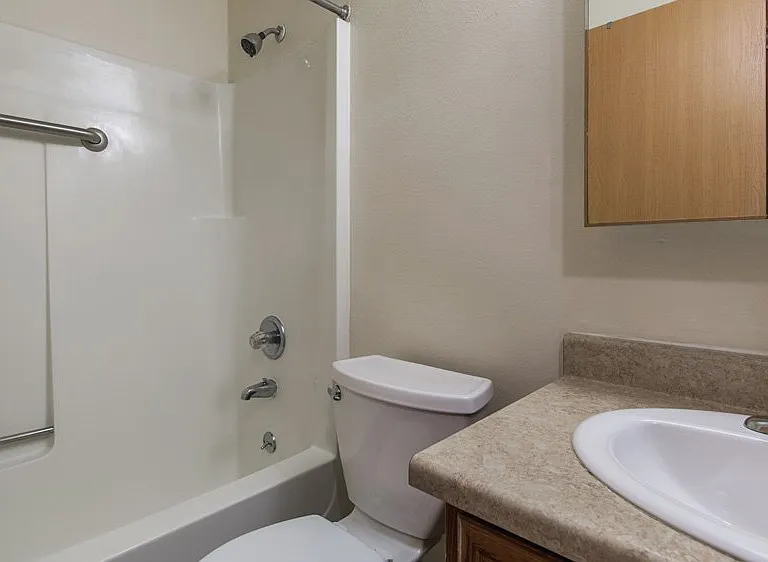 553 Clay St #553 — Photo 12