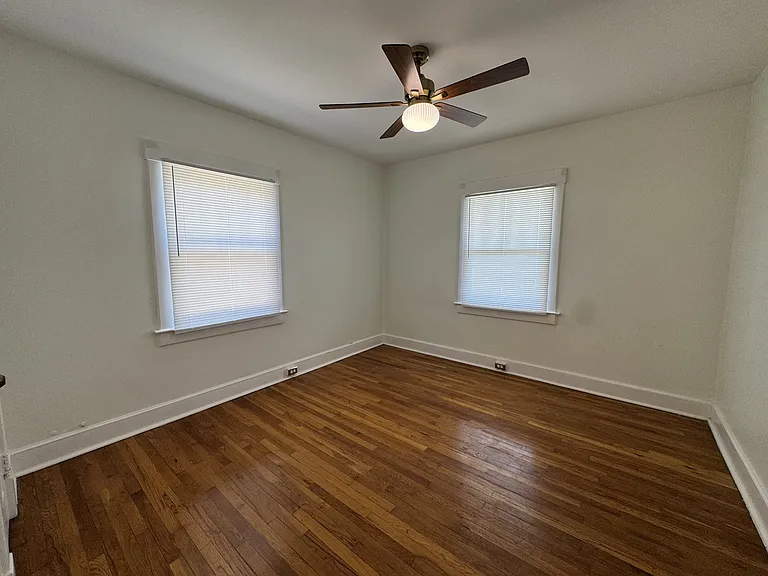 1606 Hawthorne St — Photo 10