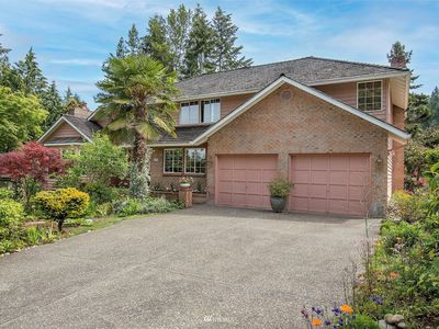 902 NW 165th Place, Shoreline, WA, 98177