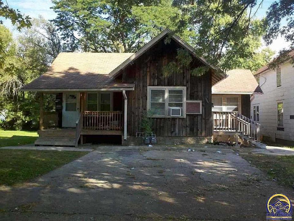 2nd image of 1304 SW Western Ave