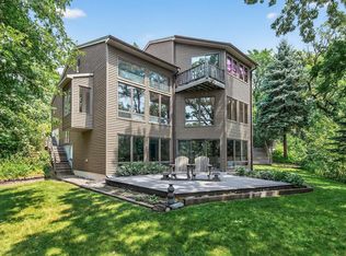 1265 Kolff Ct, Newport, MN 55055