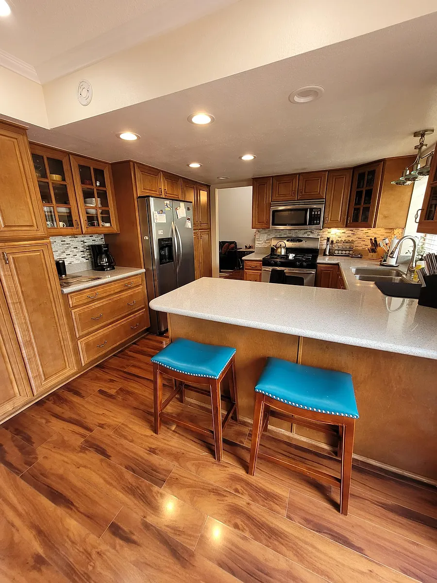 Kitchen - E Bellewood Cir